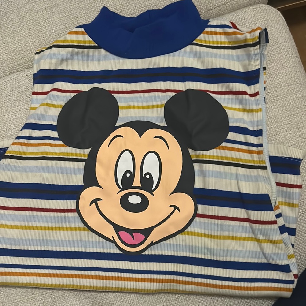 Ribbed Mickey Mouse Tank